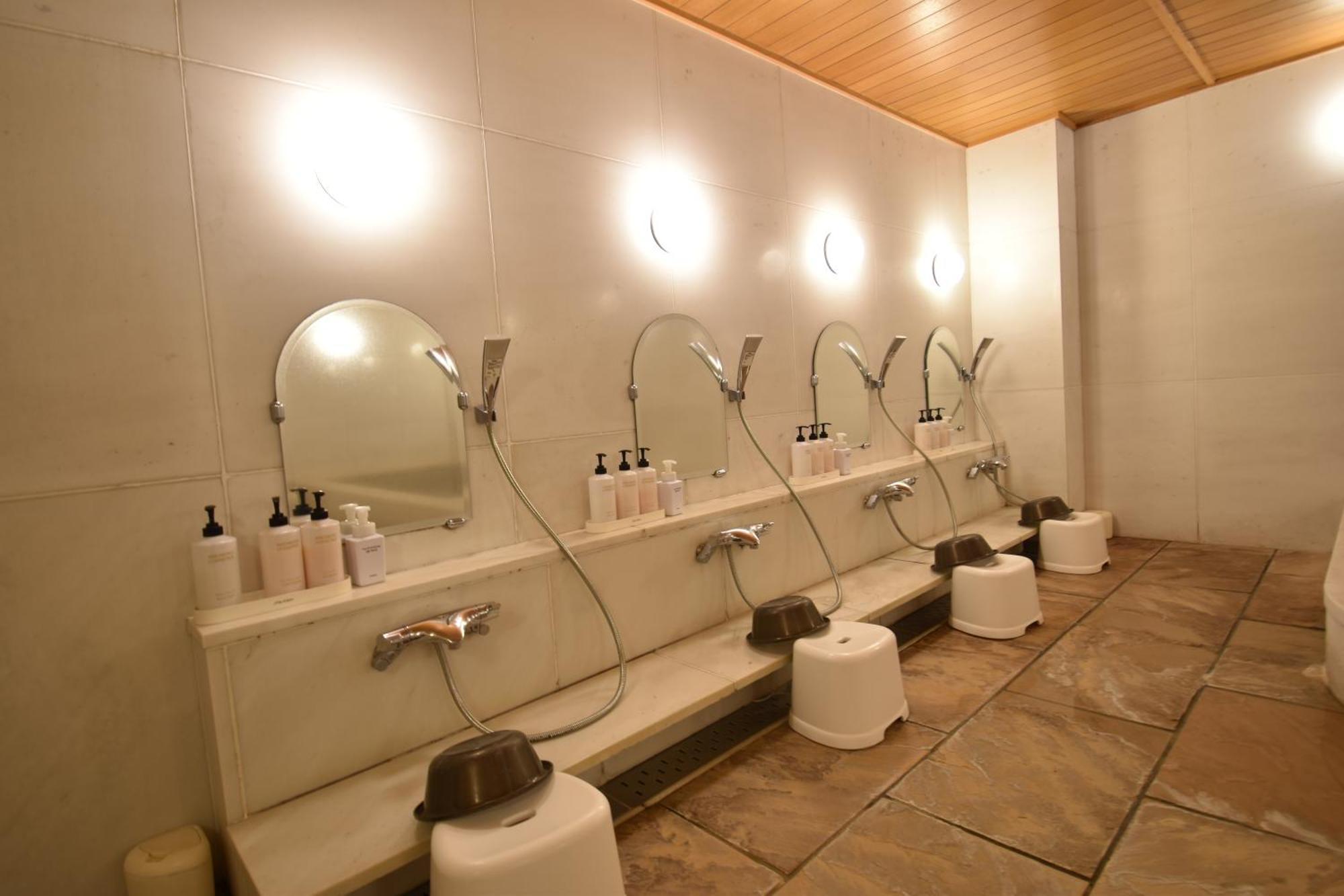 Nidom Ryokan 3*